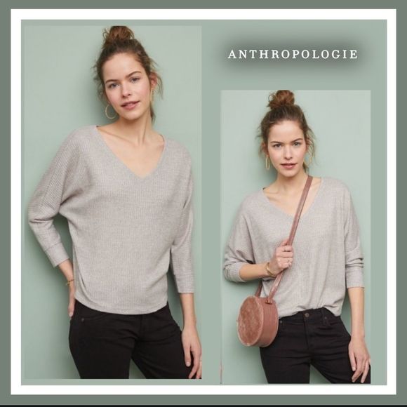 Anthropologie Tops - Anthropologie Cloudfleece V-Neck Waffle Dolman Sleeve Top in Taupe Size S